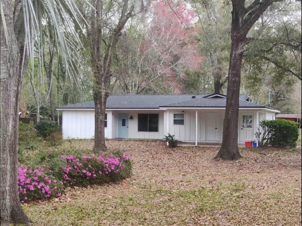 205 SW 123RD STREET NEWBERRY, FL 32669
