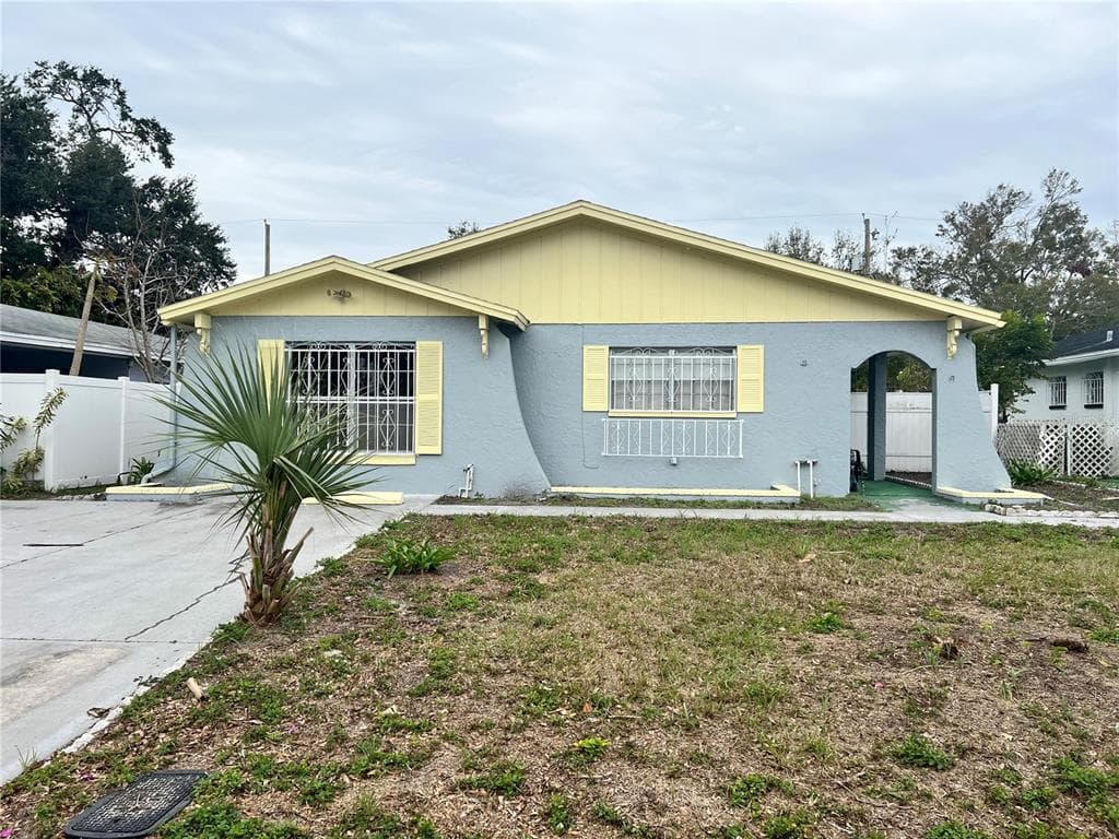 2944 W BEACH TAMPA, FL 33607