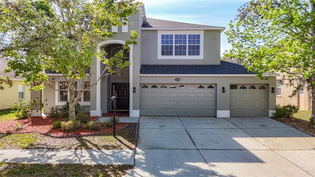 10818 BREAKING ROCKS DRIVE TAMPA, FL 33647