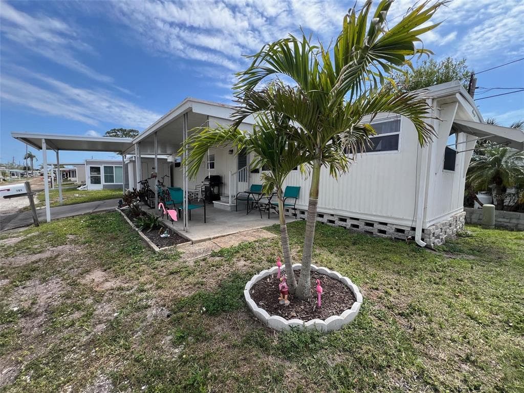 12766 SEMINOLE BOULEVARD UNIT 101 LARGO, FL 33778