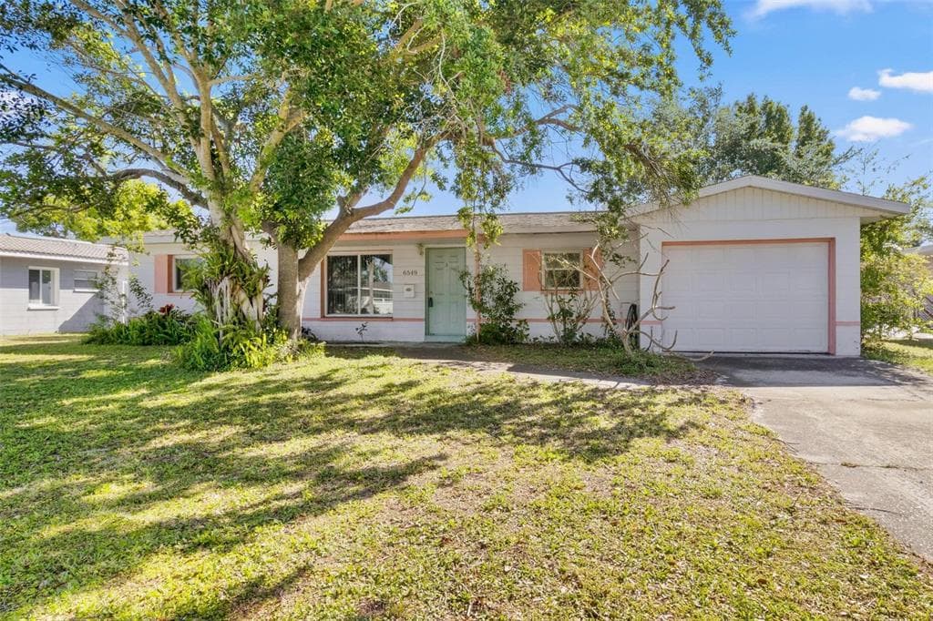 6549 19TH STREET N ST PETERSBURG, FL 33702