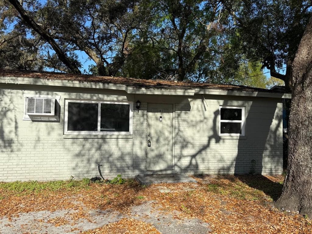 10014 N BROOKS STREET UNIT B TAMPA, FL 33612