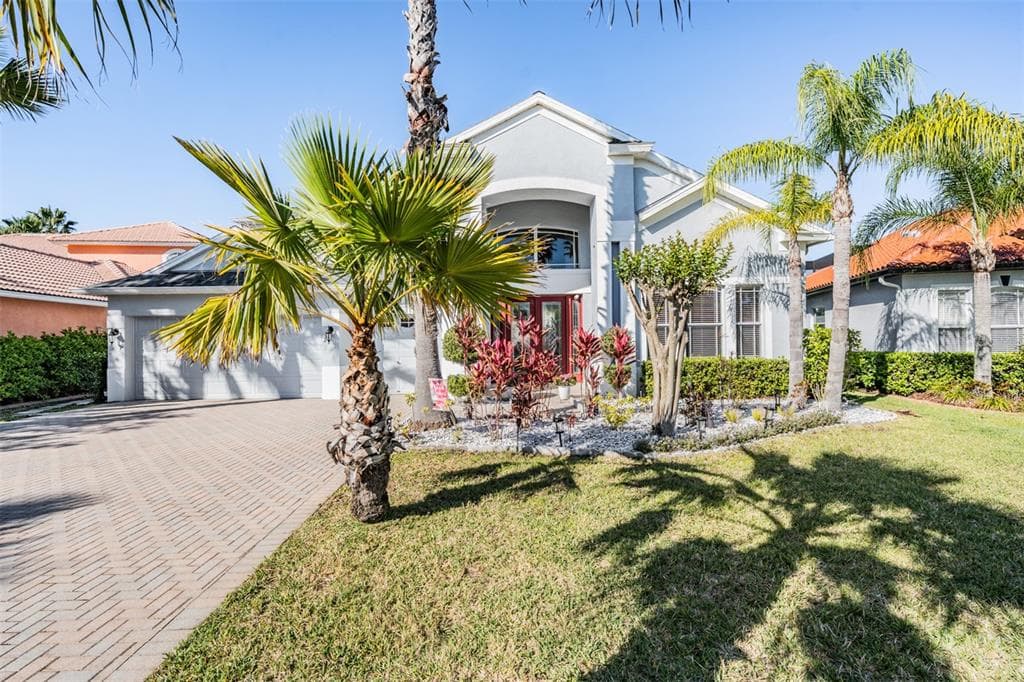 17927 BAHAMA ISLE CIRCLE