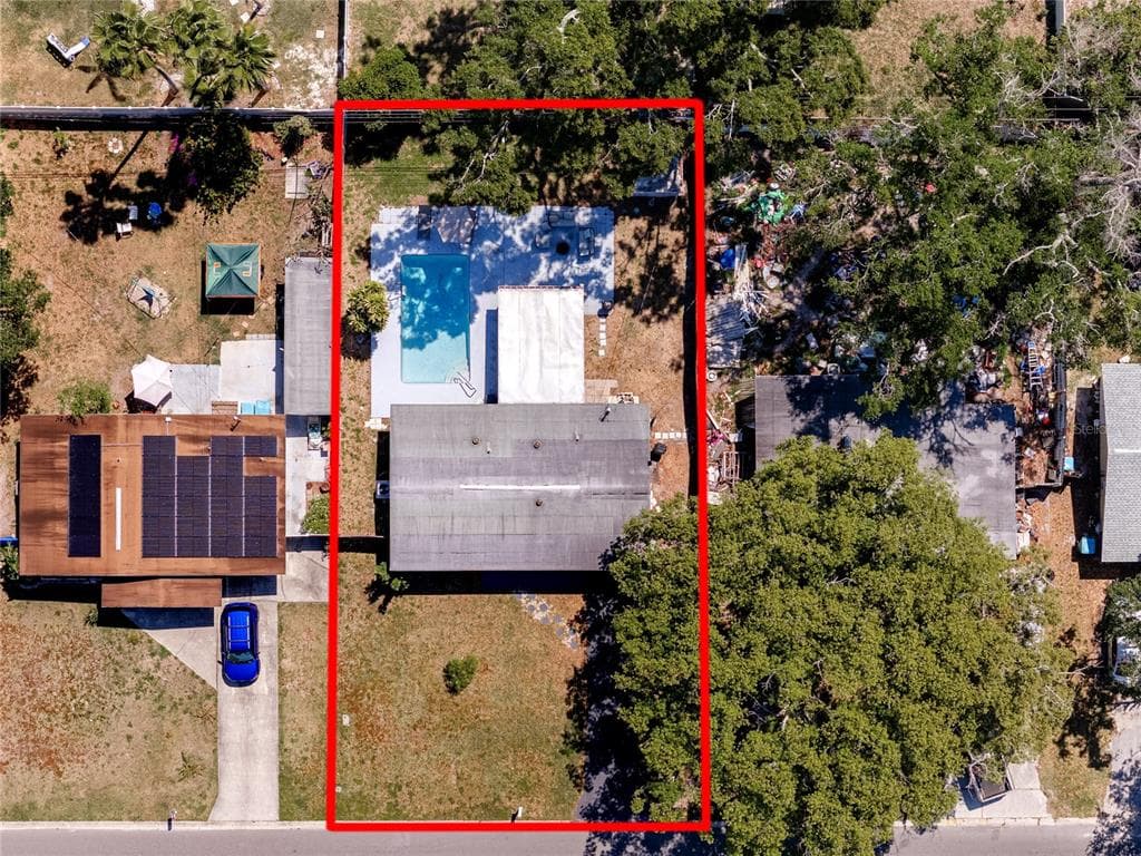 8829 93RD STREET SEMINOLE, FL 33777