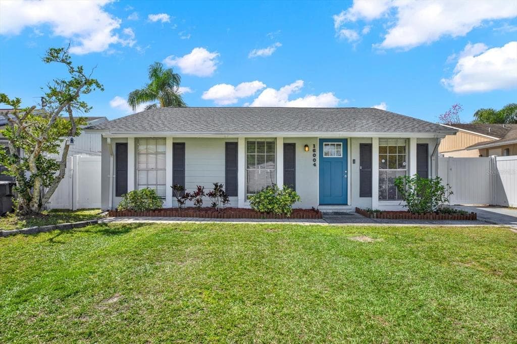 16004 SPLITLOG DRIVE TAMPA, FL 33618