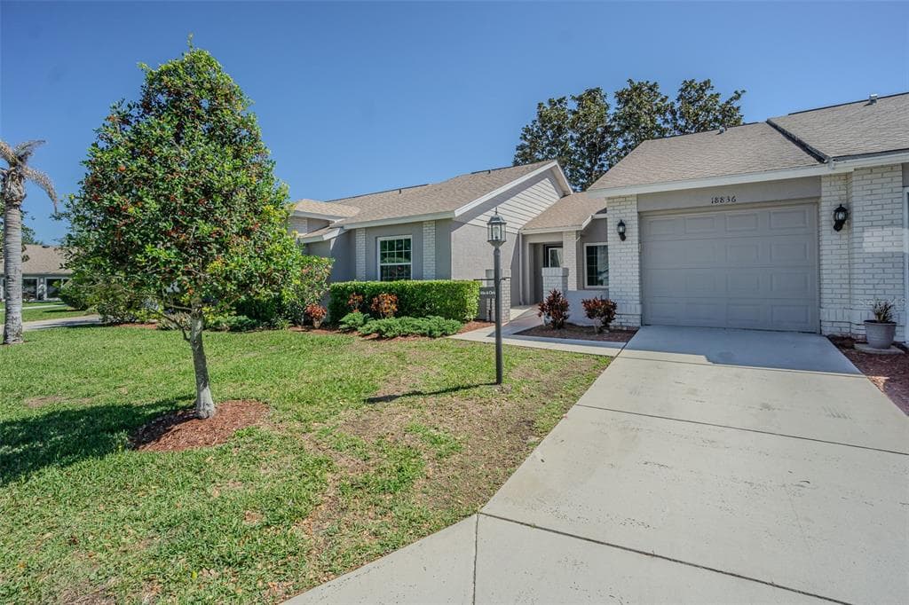 18836 SUMMERSONG DRIVE HUDSON, FL 34667