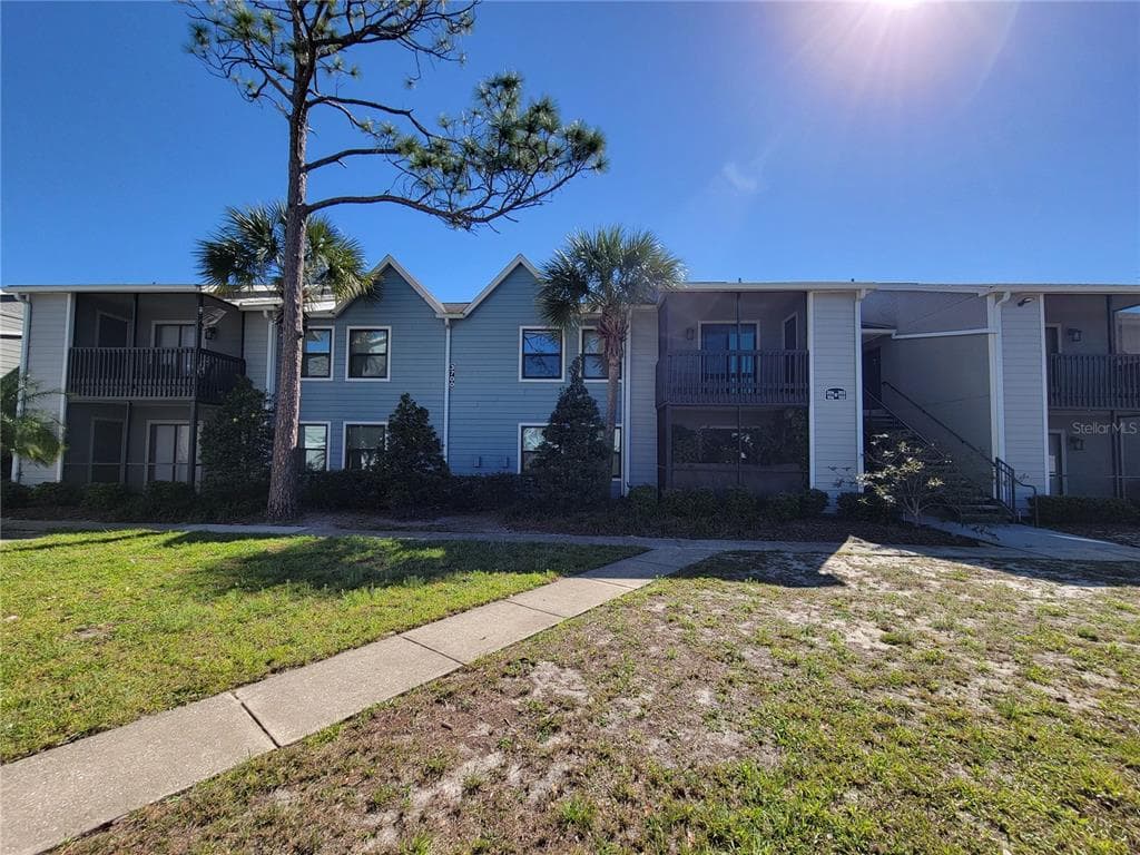 3700 IDLEBROOK CIRCLE UNIT 206 CASSELBERRY, FL 32707