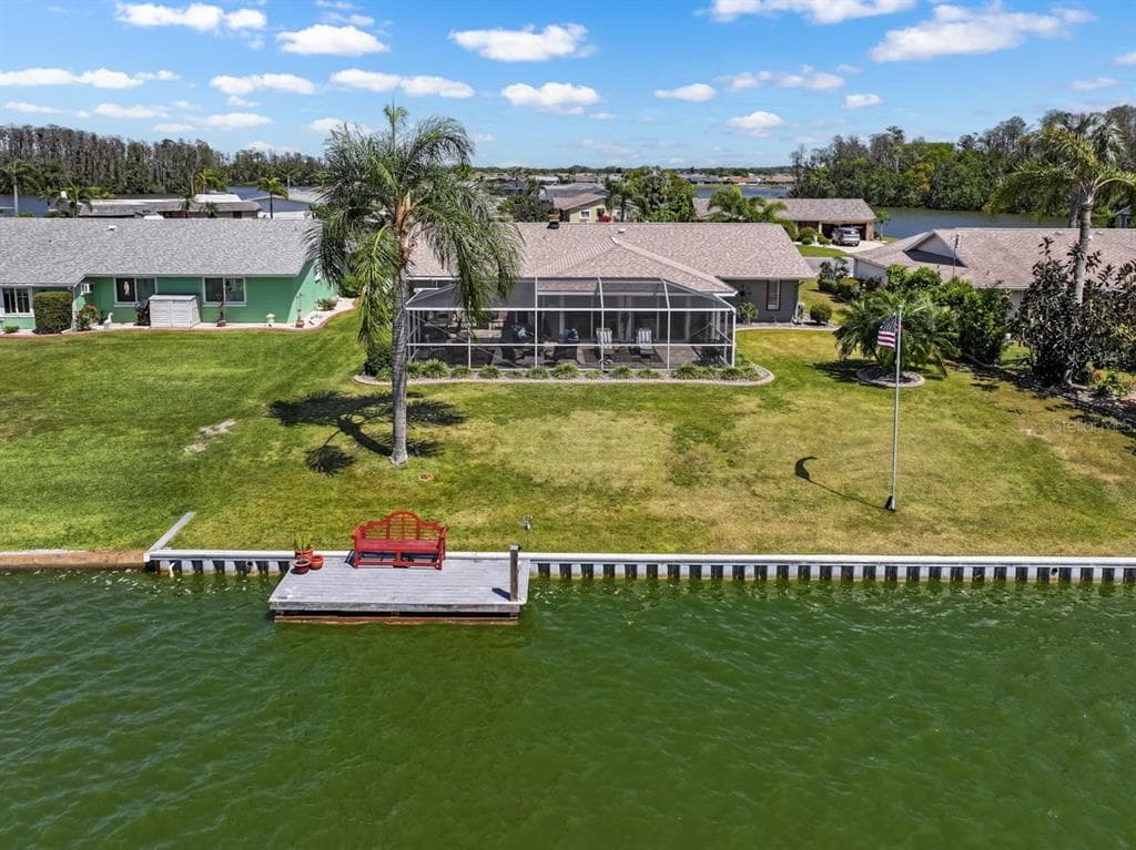 1804 BUNKER HILL DRIVE SUN CITY CENTER, FL 33573