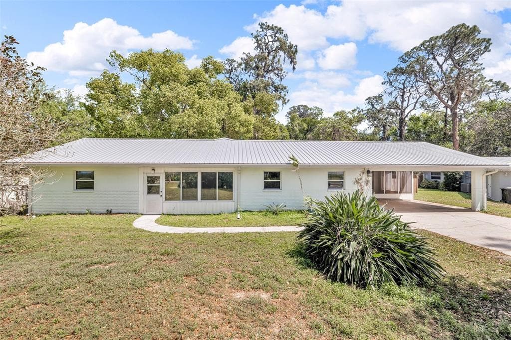 1609 E LAKE PARKER DRIVE LAKELAND, FL 33801