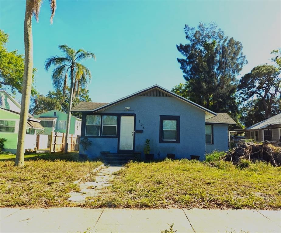 226 18TH AVENUE S ST PETERSBURG, FL 33705