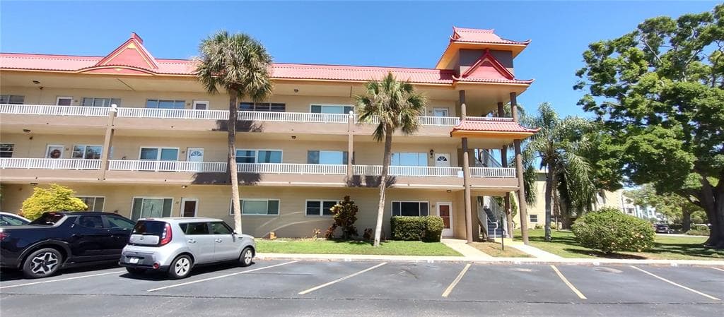 2402 ECUADORIAN WAY UNIT 20 CLEARWATER, FL 33763