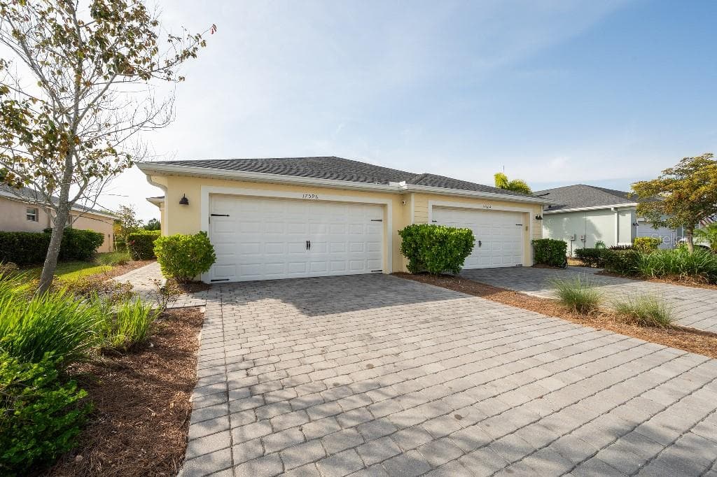17596 WAYSIDE BEND PUNTA GORDA, FL 33982