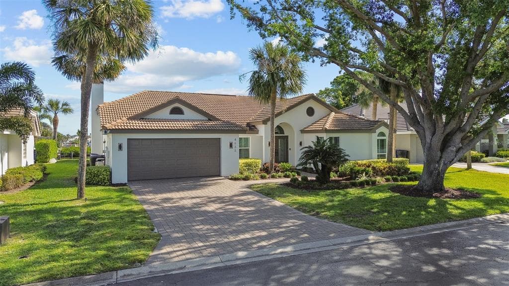 4635 ALISA CIRCLE NE ST PETERSBURG, FL 33703
