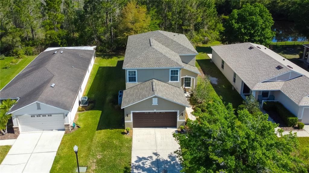4250 WARWICK HILLS DRIVE WESLEY CHAPEL, FL 33543