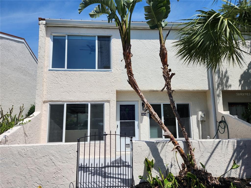 8707 SAILMAKER COURT TAMPA, FL 33615
