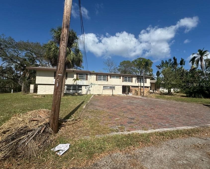 4628 CYPRESS WAY S ST PETERSBURG, FL 33705