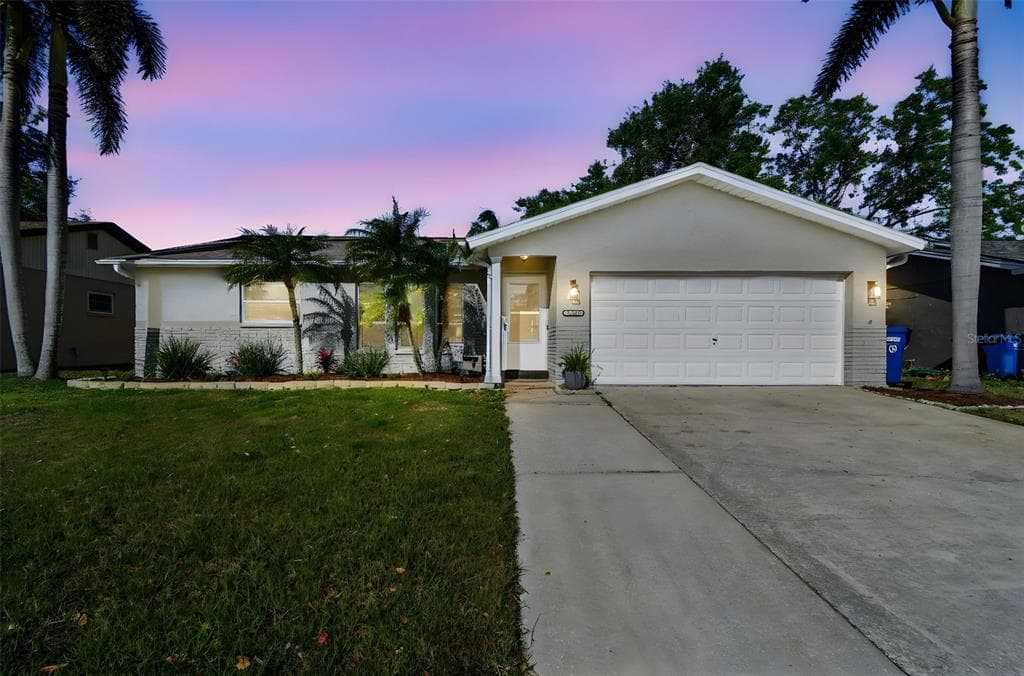10654 117TH WAY SEMINOLE, FL 33778