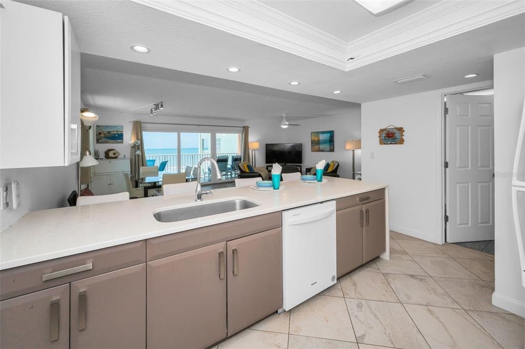 18610 GULF BOULEVARD UNIT 201 INDIAN SHORES, FL 33785