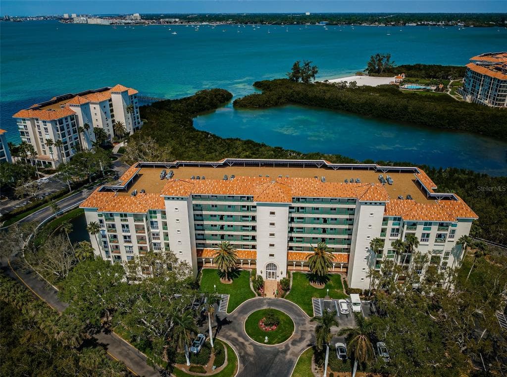 4801 OSPREY DRIVE S UNIT 508 ST PETERSBURG, FL 33711