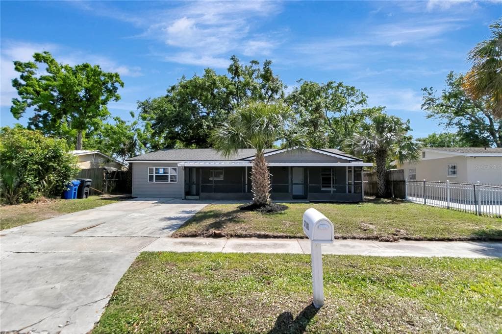 7101 KINGSTON DRIVE TAMPA, FL 33619