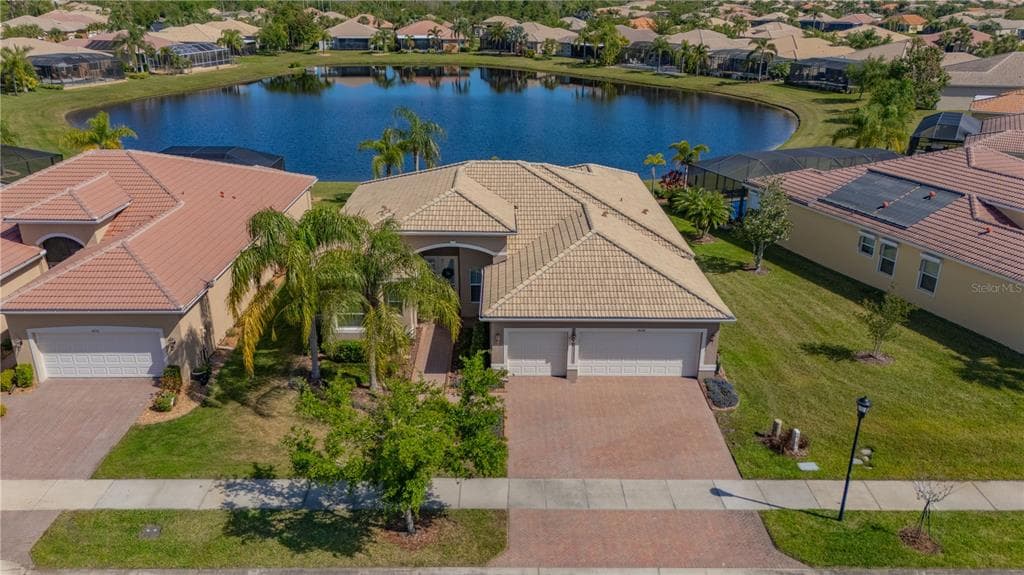 16232 DIAMOND BAY DRIVE WIMAUMA, FL 33598