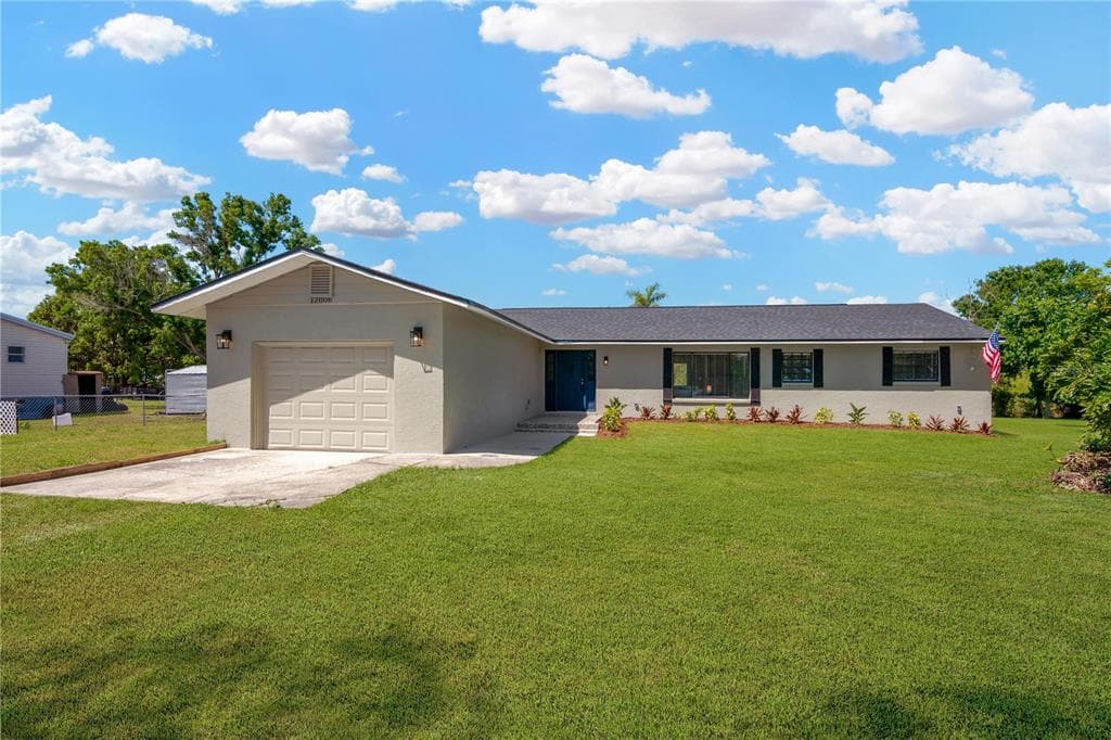 12006 GLENSHIRE DRIVE RIVERVIEW, FL 33579
