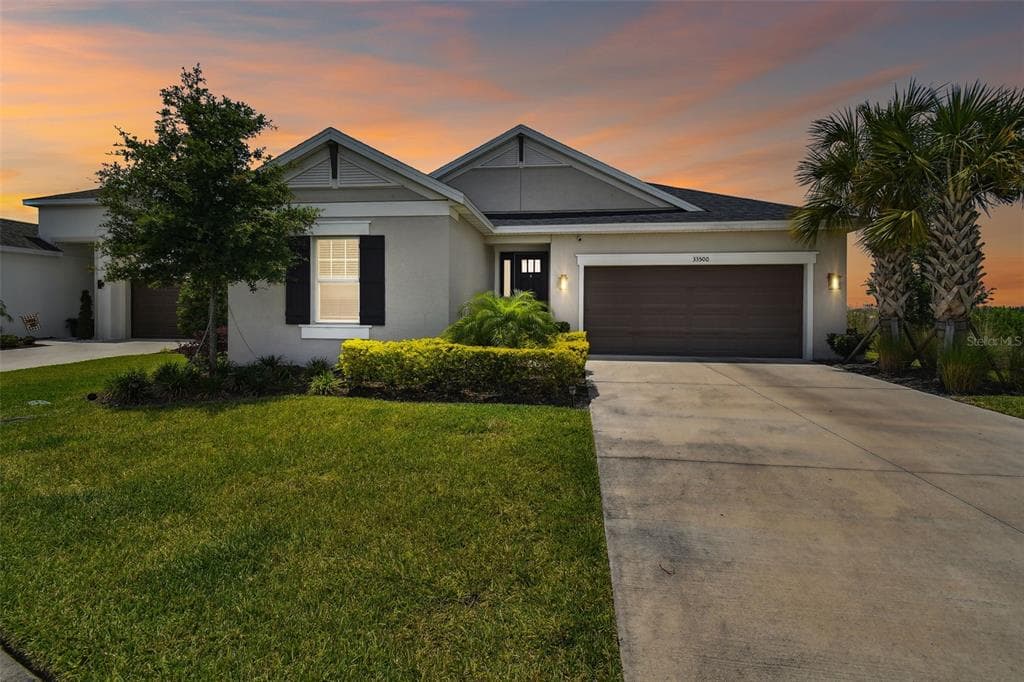 33500 CASTAWAY LOOP WESLEY CHAPEL, FL 33543