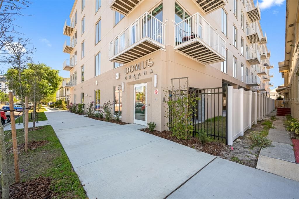 644 3RD AVENUE S UNIT 508 ST PETERSBURG, FL 33701