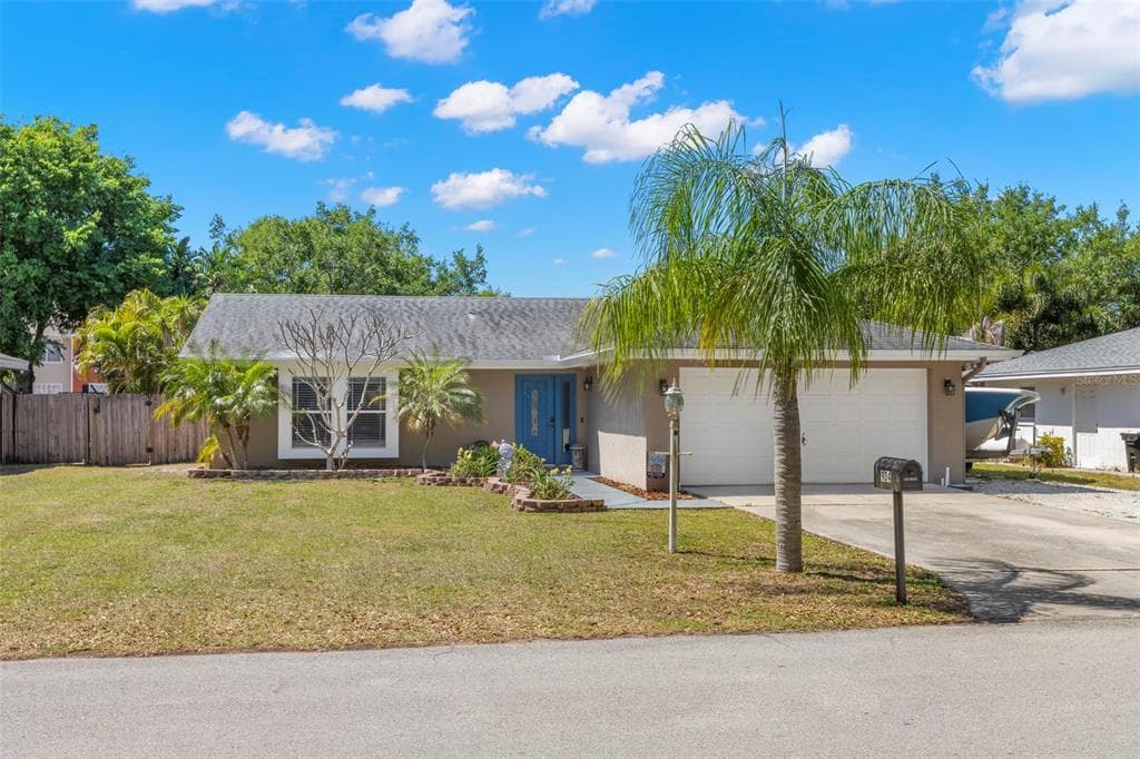934 W HERON CIRCLE WINTER HAVEN, FL 33884