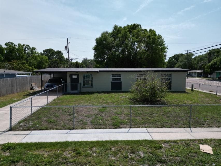 7801 TIDEWATER TRAIL TAMPA, FL 33619