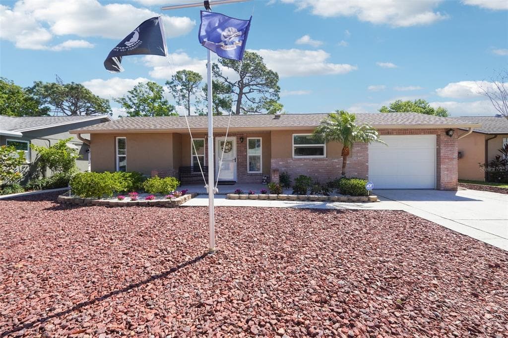2033 WHITNEY DRIVE CLEARWATER, FL 33760