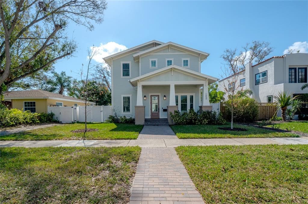 1550 48TH AVENUE N ST PETERSBURG, FL 33703