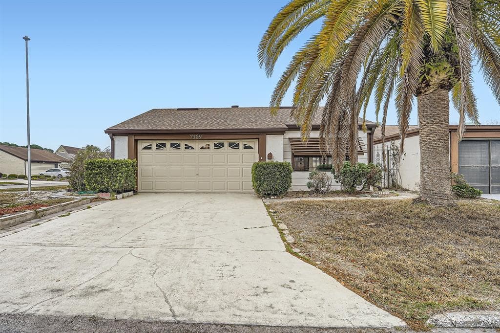 7509 ROCKY POINT DRIVE HUDSON, FL 34667