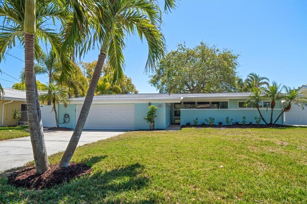 4036 CHURCH CREEK POINT LARGO, FL 33774