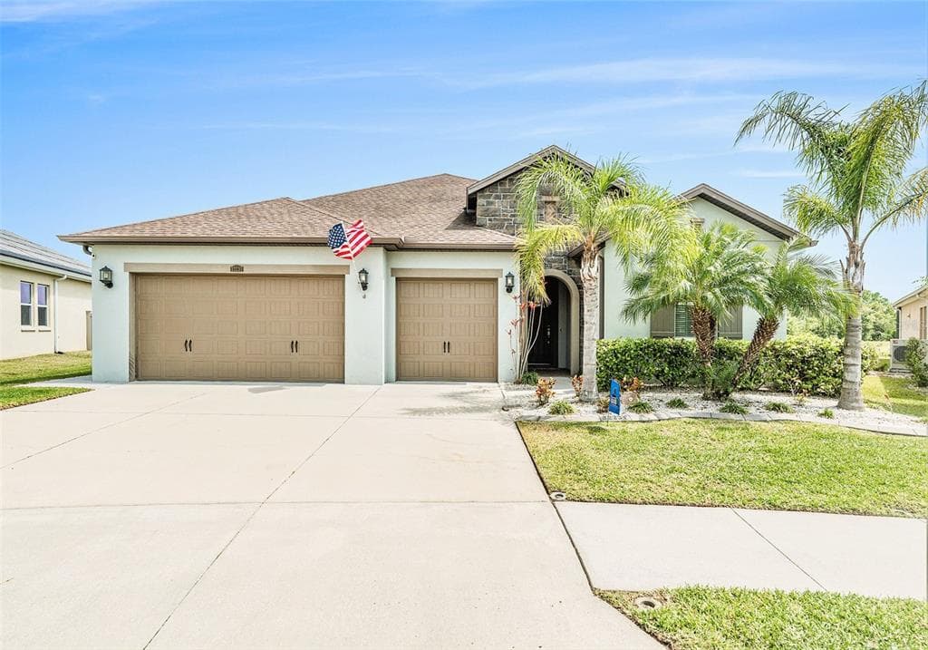 32231 FIREMOSS LN WESLEY CHAPEL, FL 33543