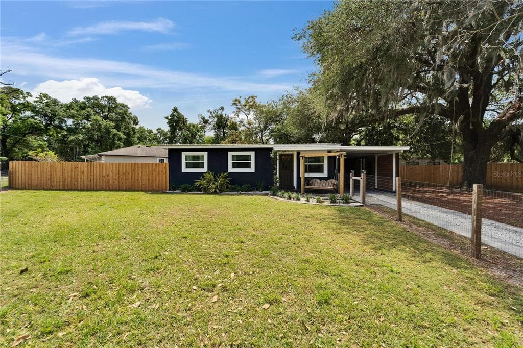 901 KING STREET PLANT CITY, FL 33563