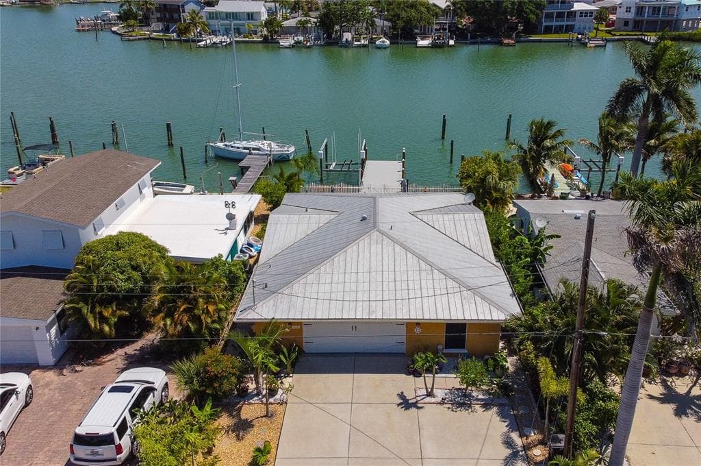 14043 E PARSLEY DRIVE MADEIRA BEACH, FL 33708