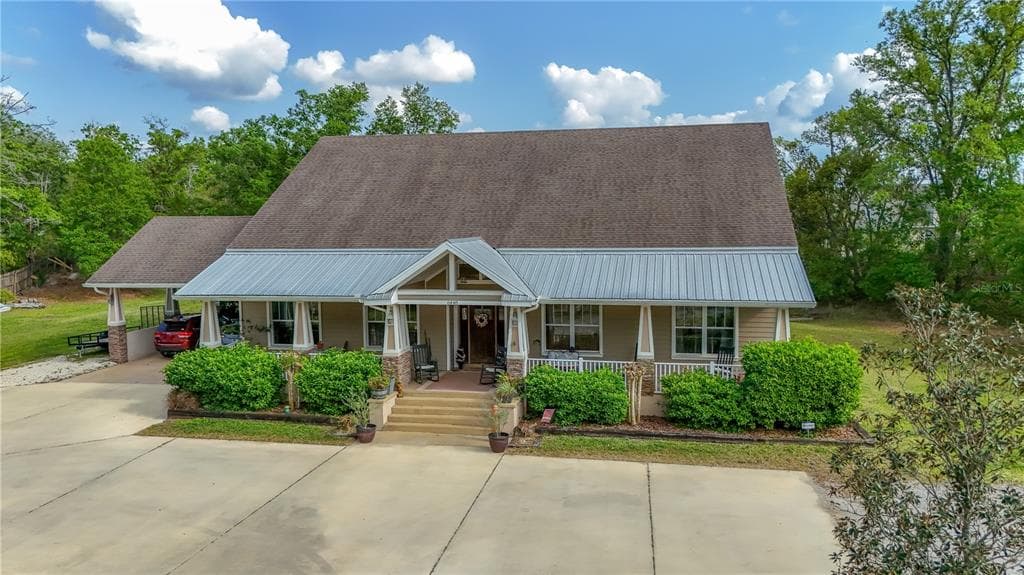 6448 COUNTRY CLUB ROAD