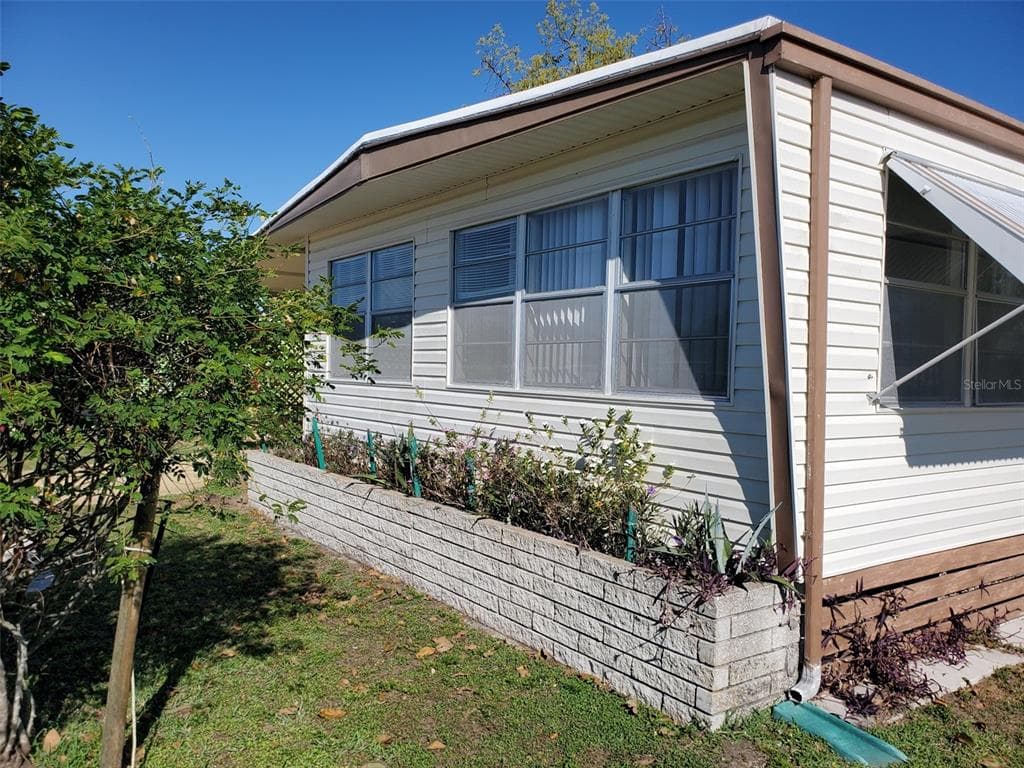 39143 FLORA AVENUE ZEPHYRHILLS, FL 33542