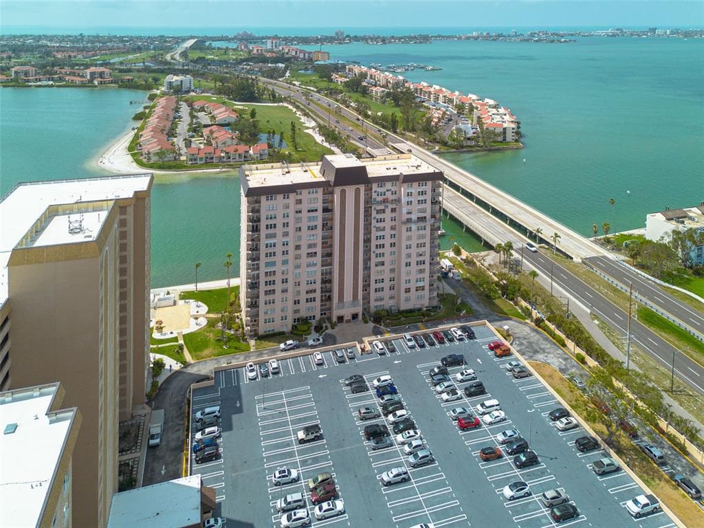 5220 BRITTANY DRIVE S UNIT 210 ST PETERSBURG, FL 33715