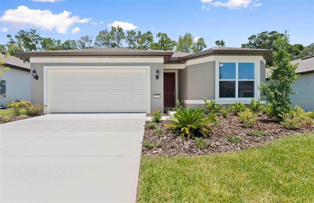 8215 SW 52ND LANE ROAD OCALA, FL 34481
