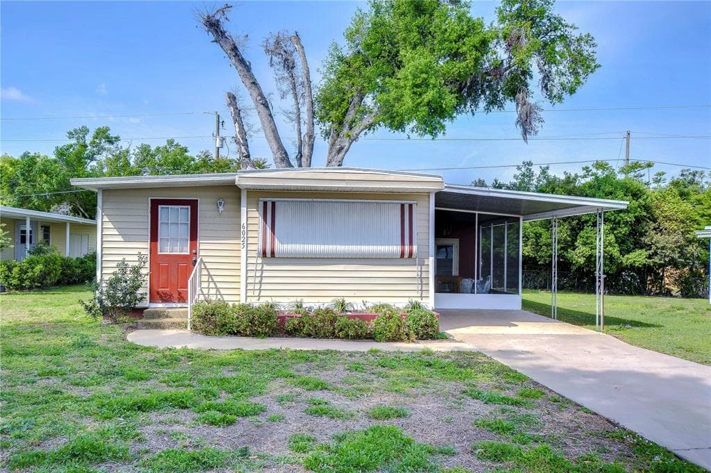 6025 RIDGEWOOD DRIVE ZEPHYRHILLS, FL 33542