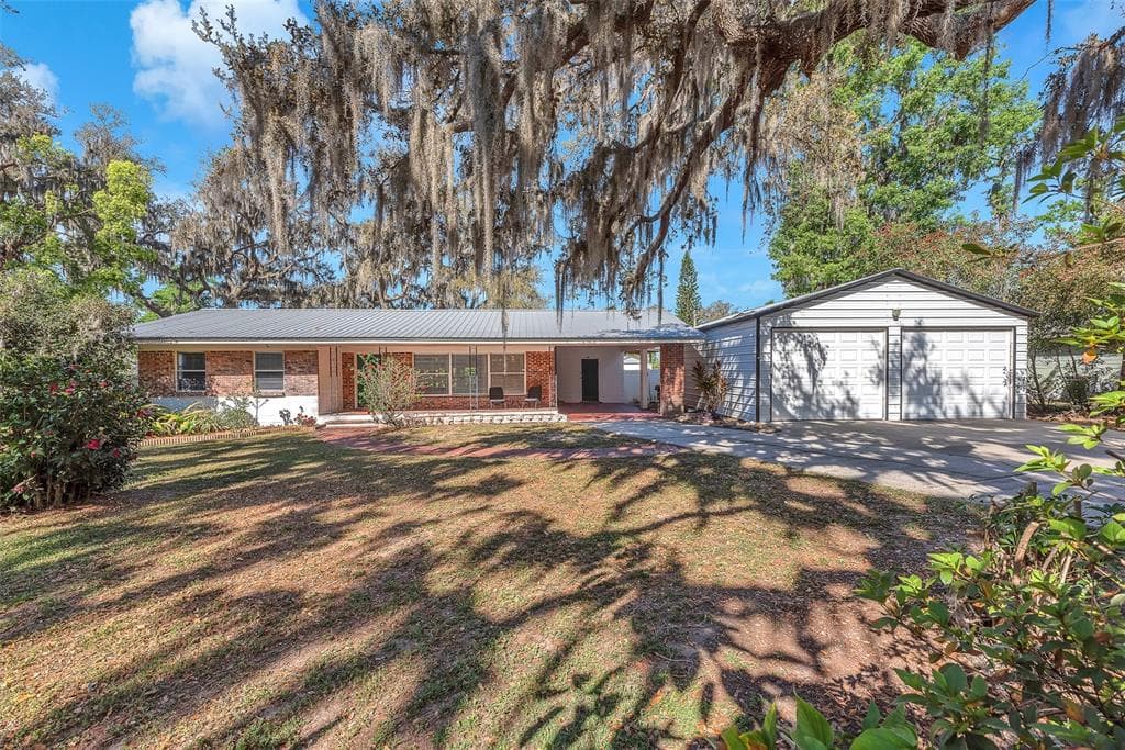 7013 BEVERLY ROAD LAKELAND, FL 33813
