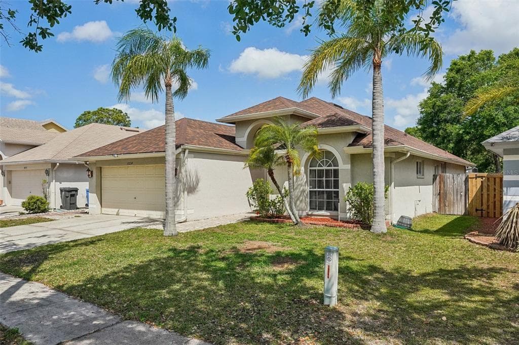10234 OASIS PALM DRIVE TAMPA, FL 33615