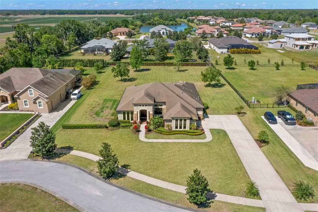 10921 BRICE TREE COURT LITHIA, FL 33547