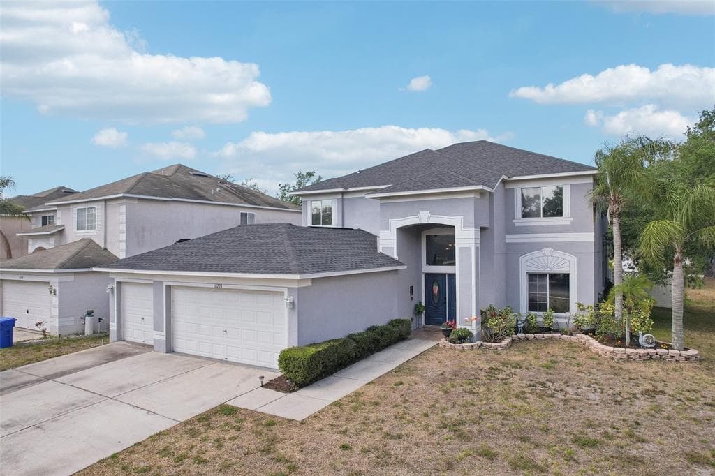 11228 LAKE LANIER DRIVE RIVERVIEW, FL 33569