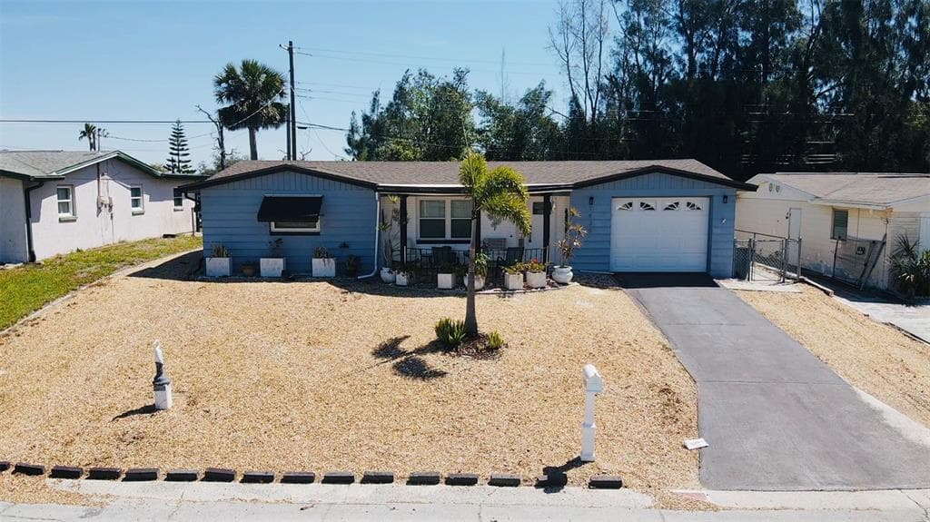 1438 EXCALIBUR STREET HOLIDAY, FL 34690
