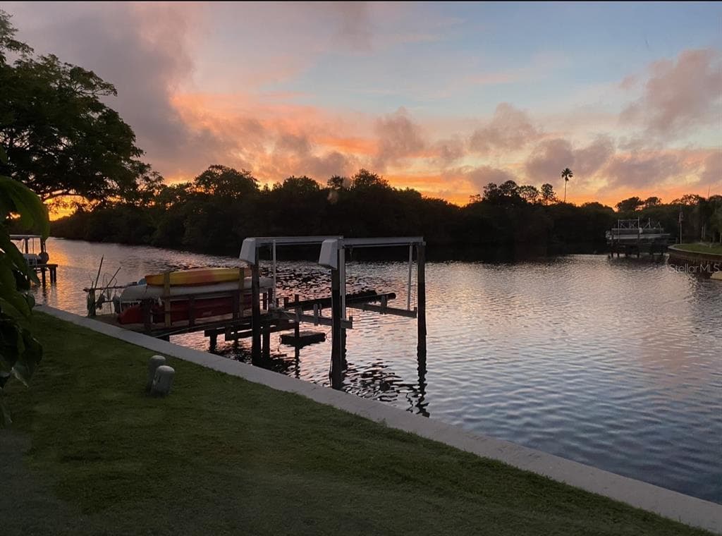 350 MOUNT OAK AVENUE NE UNIT 753 ST PETERSBURG, FL 33702
