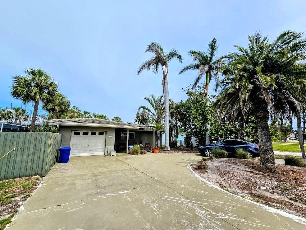 103 1ST STREET BELLEAIR BEACH, FL 33786