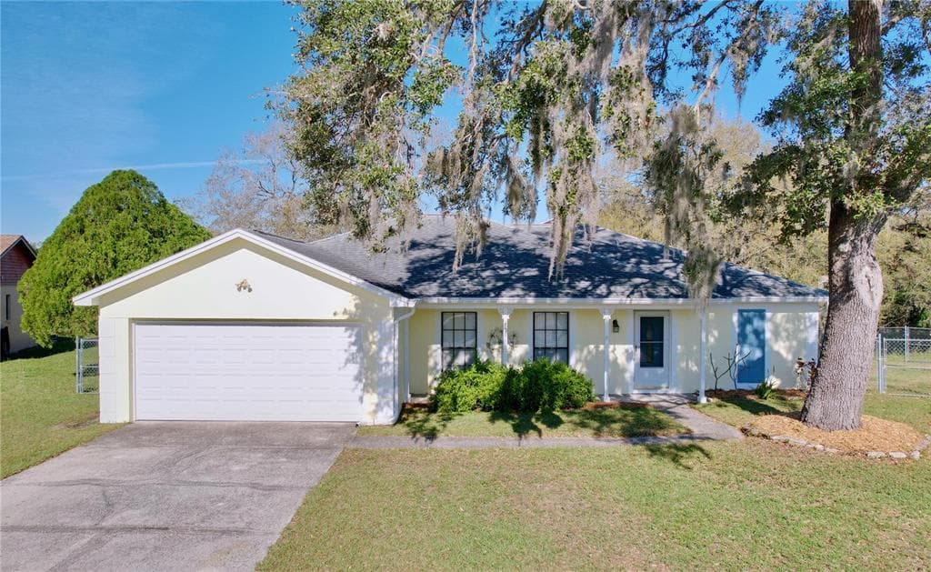 808 SMITH BAY BRANDON, FL 33510